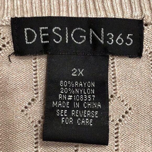 Design 365 Safari Tan Faux Button V Neck Pullover Knit Sweater NEW - Picture 11 of 13